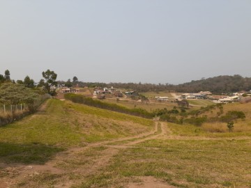 Terreno em Condomnio - Venda - Varejo - Mairinque - SP